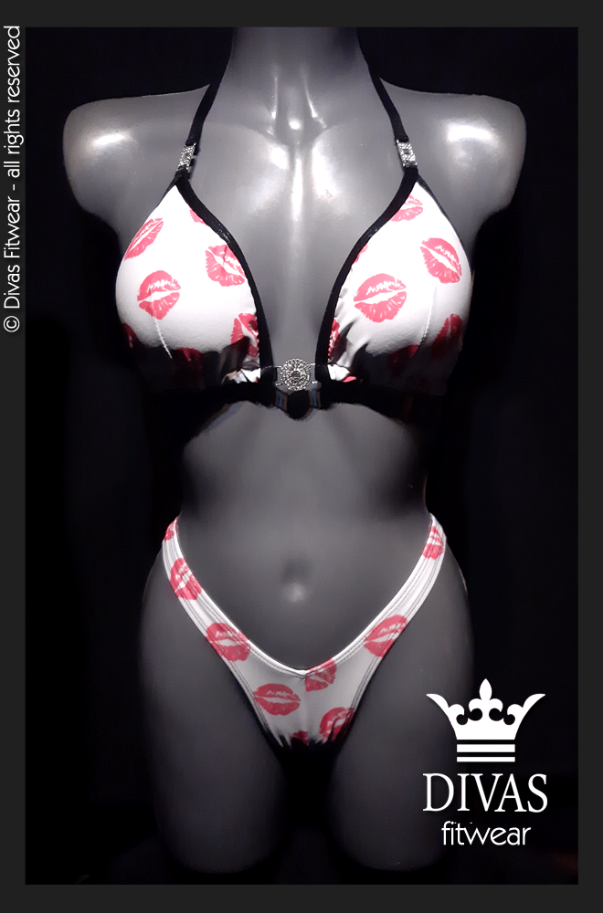 PRACTICE Cross Back Figure Suit  'Lips'